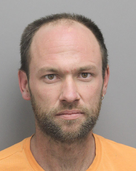 Eugene Christopher WOLFE : 